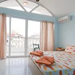 Πανσιόν Guest Nia Elis Kiten (Burgas)