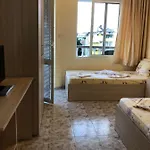 Guest Nia Elis Πανσιόν Kiten (Burgas)