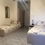 Guest Nia Elis Πανσιόν Kiten (Burgas)