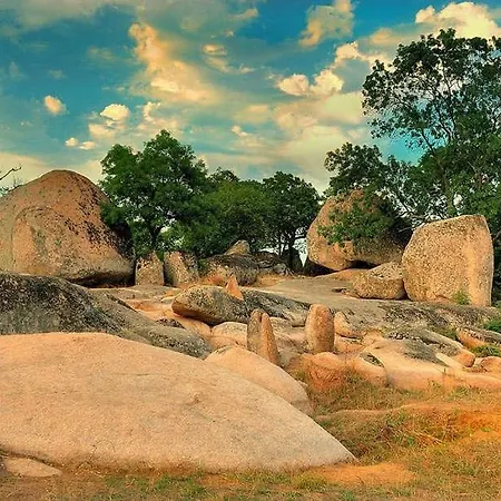 Gasthuis Guest Nia Elis 3*