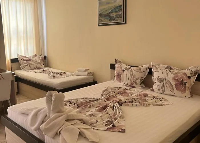 Gasthuis Guest Nia Elis